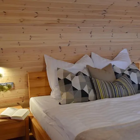 W/ Wellness & Wine Holiday home